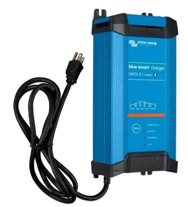 Ładowarka akumulatorów Victron Blue Smart IP22 24/16 (1) UK BS1363
