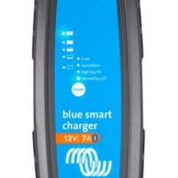 Cargador de batería Victron Blue Smart IP65 12/7(1) 230 V CEE 7/17