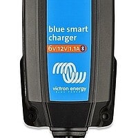 Cargador de baterías Victron Blue Smart IP65 6-12/1.1 230V CEE 7/16