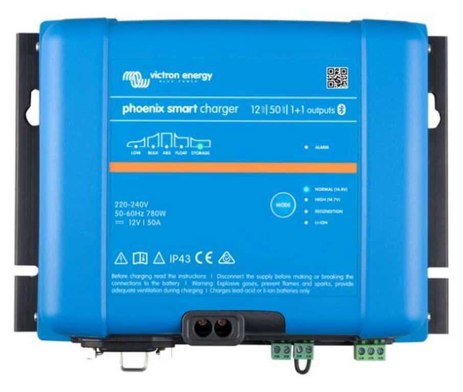 Victron Phoenix Smart IP43 acculader 12/50(1+1) 120-240V